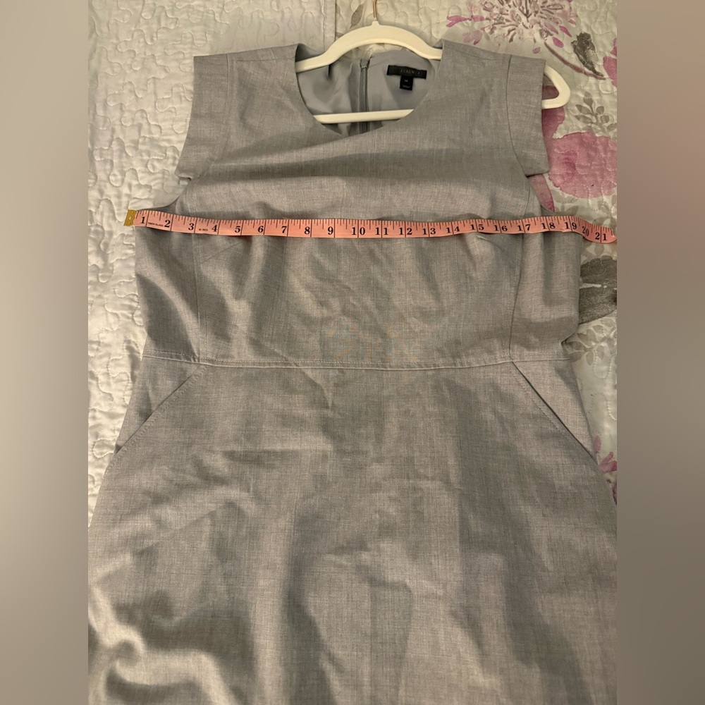 Classy J. Crew Like New Wool Classic Gray Cap Sleeve Dress with Pockets - Picture 9 of 11